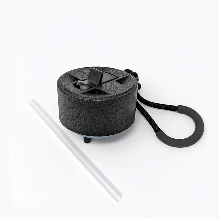 Suplmnt's black straw lid with a black handle