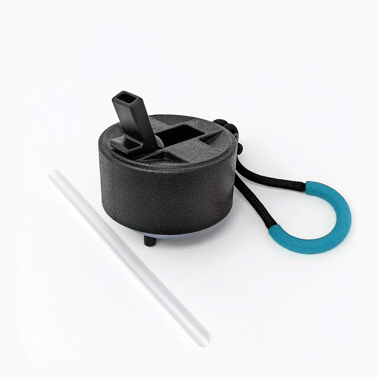 Suplmnt's black straw lid with a blue handle
